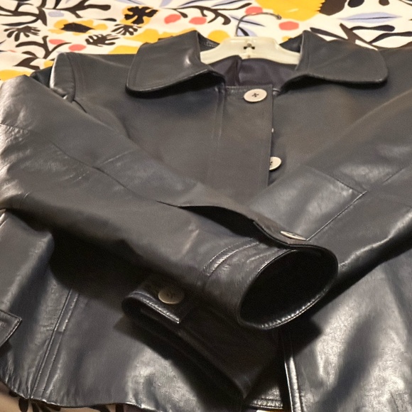 Ellen Tracy Navy Blue Leather Jacket - Picture 4 of 7